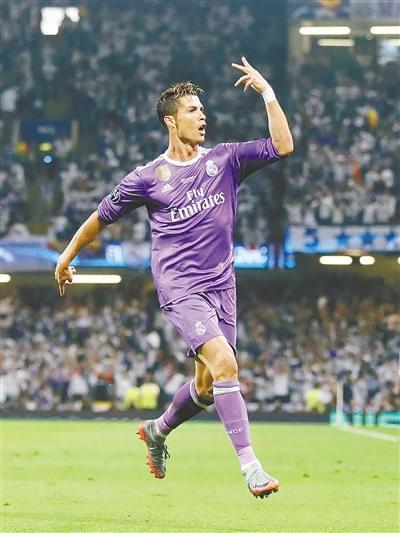 半场战报：拉齐奥1-0莱切，贡多齐建功（半场：拉齐奥1比0领先莱切，贡多齐破门）