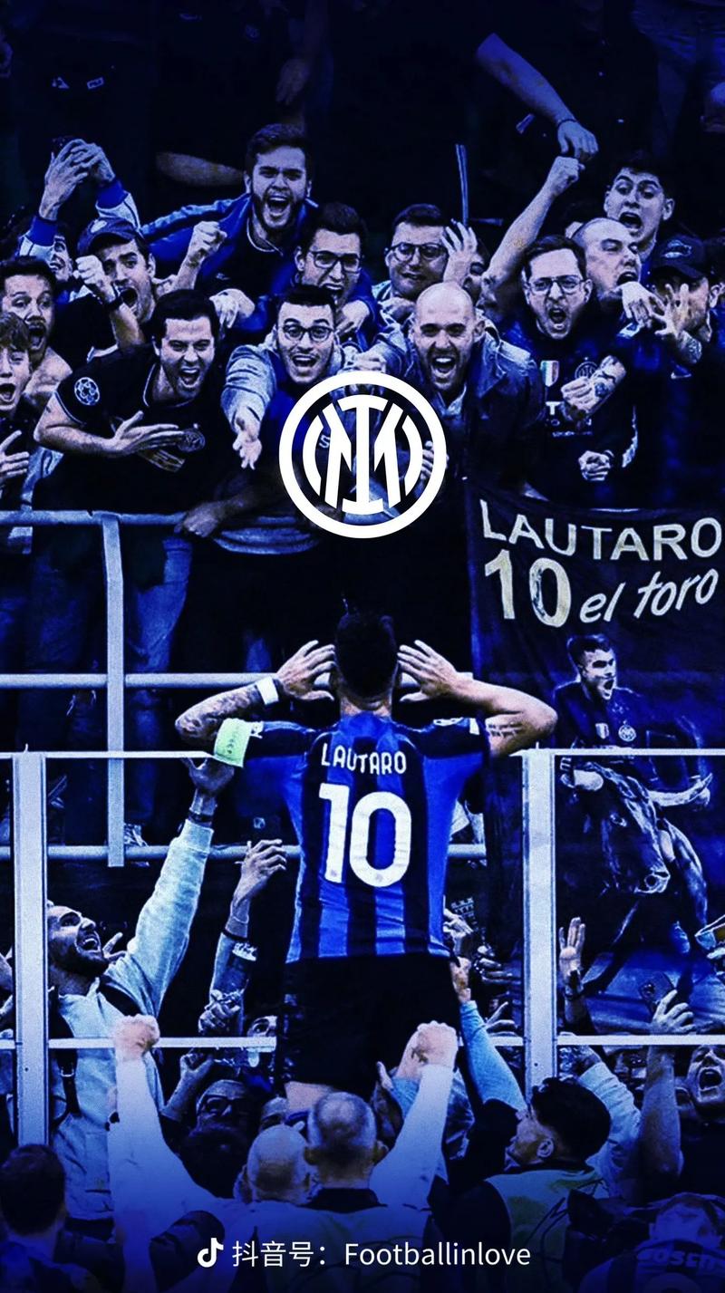 邵佳一谈成为国足主帅：正在家看电脑突然收到700多条信息（邵佳一谈出任国足主帅：在家看电脑时突收七百多条消息）