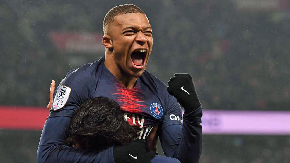 出战4场完成3场零封+两度扑点，迈尼昂当选米兰11月最佳球员（四战三零封、两次扑点，迈尼昂荣膺米兰11月最佳球员）