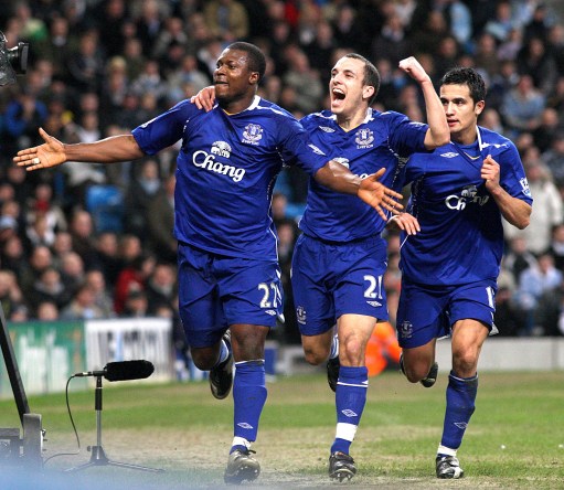 2025／26赛季英超：切尔西1-1阿森纳！切尔西10人作战经验无人能及（2025／26英超：切尔西1-1阿森纳，蓝军十人鏖战经验优势尽显）